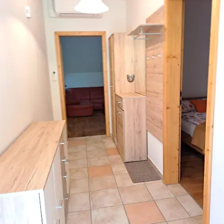 Apartment Kauschlerhof Waldseitig